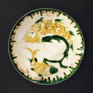 Декоративное блюдо "Рыбы" (на бежевом фоне)