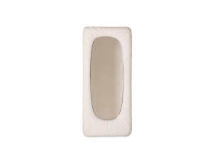 Зеркало из ткани с рамкой