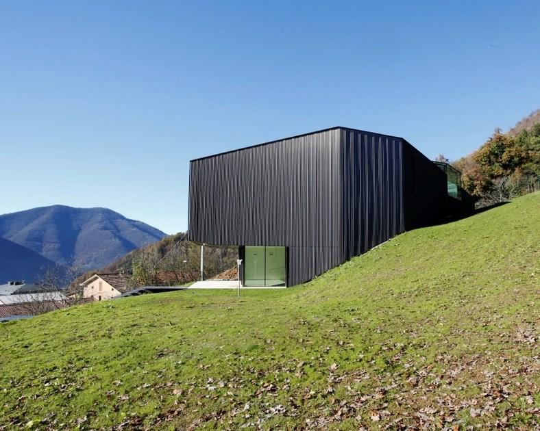 KME Architectural Solutions Предварительно оксидированная медь для кровли и облицовки фасадов Tecu® sun-id-1484662 - Вид №2