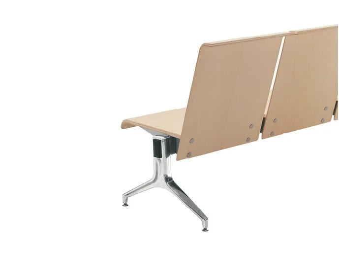 Сидя на деревянном баре Sesta Linate ARCH-00081043 - Вид №1