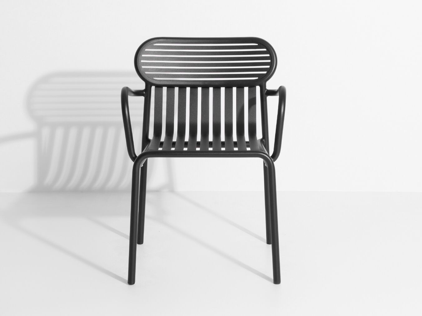 Алюминиевый штабелируемый стул с порошковым покрытием с подлокотниками Petite Friture выходные ARCH-00096326 - Вид №4