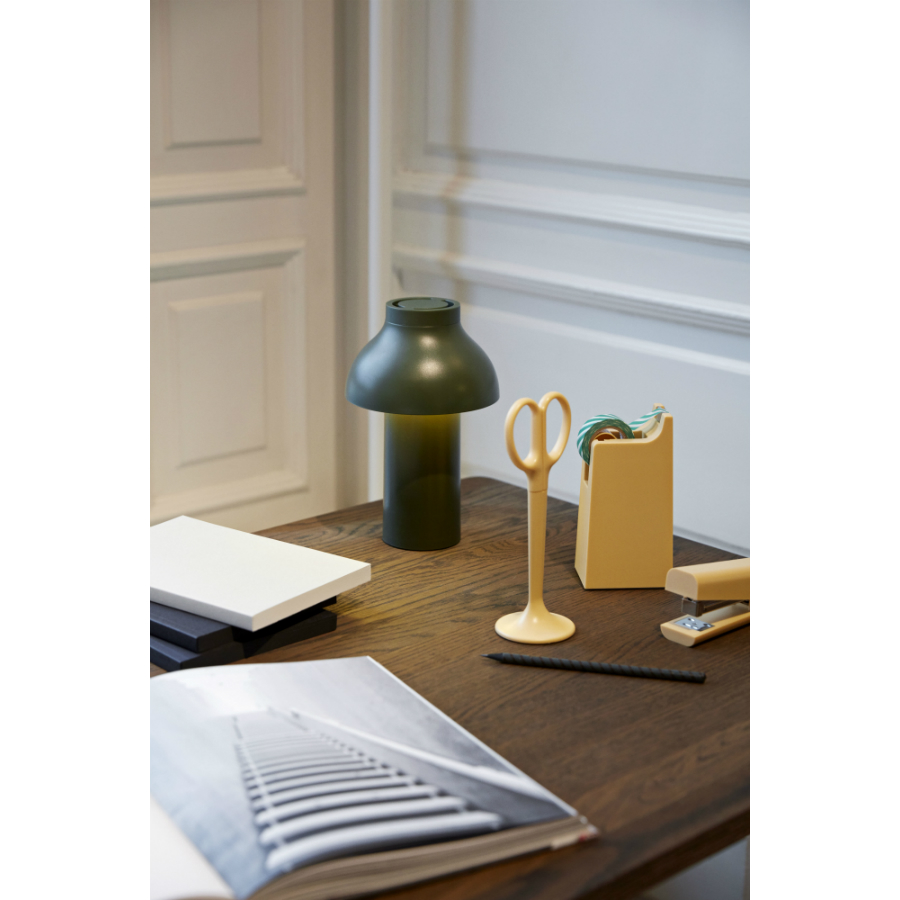 Лампа настольная PC Portable, оливковая Hay 4104312009000 - Вид №5