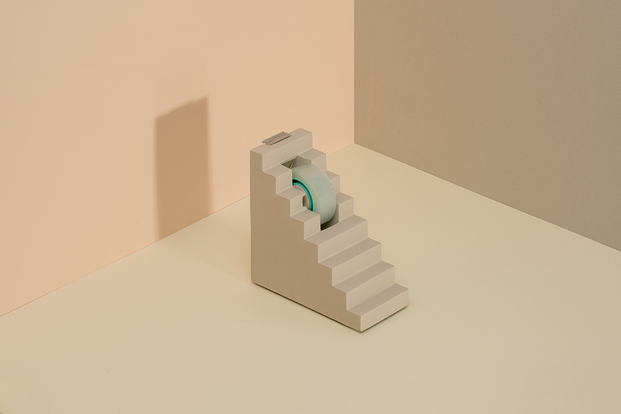 Диспенсер для скотча бетонный Scala серый Doiy DYSCALATD - Вид №1