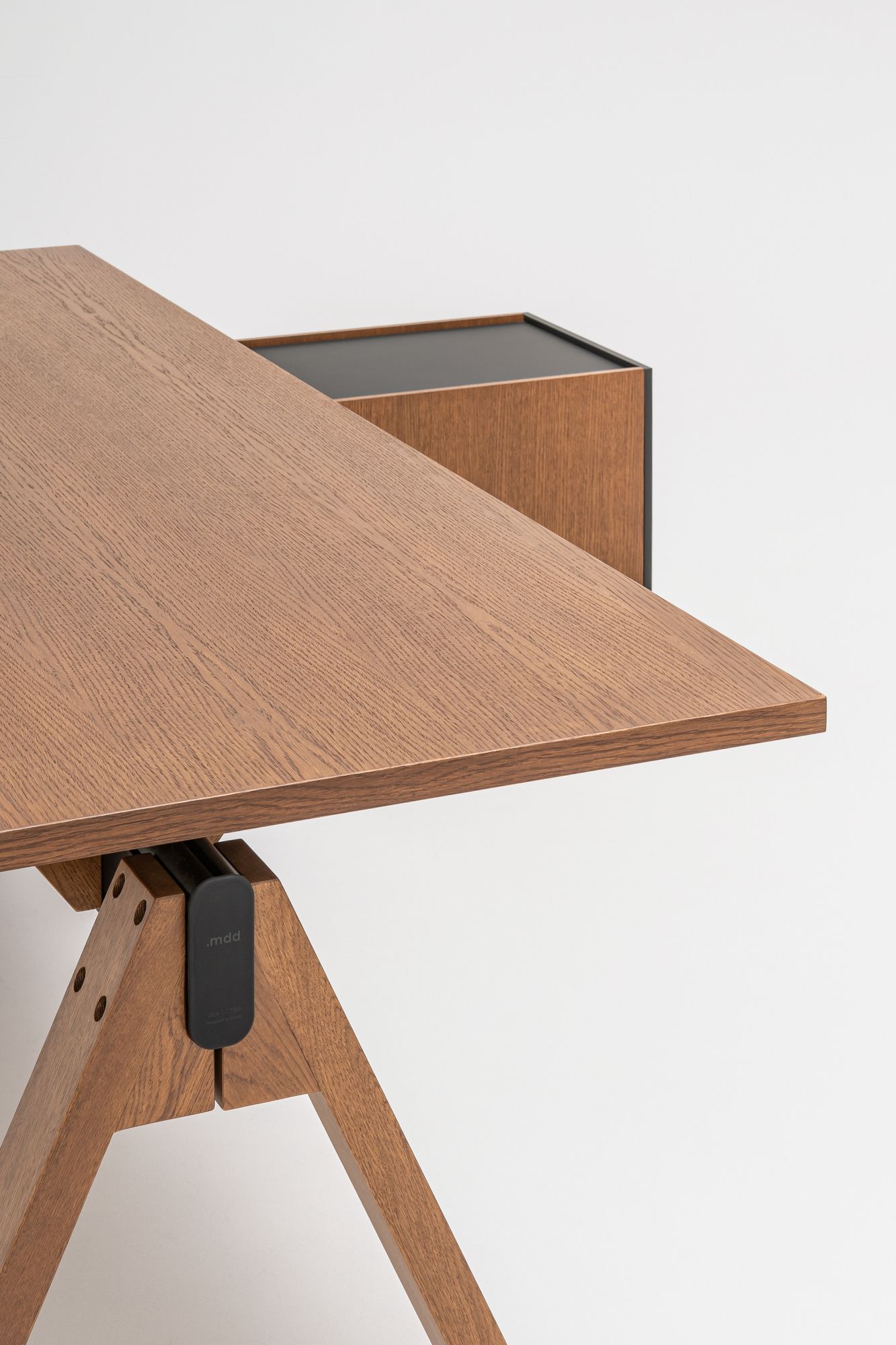Деревянный угловой секционный стол со встроенной полкой MDD Viga ARCH-00080022 - Вид №52