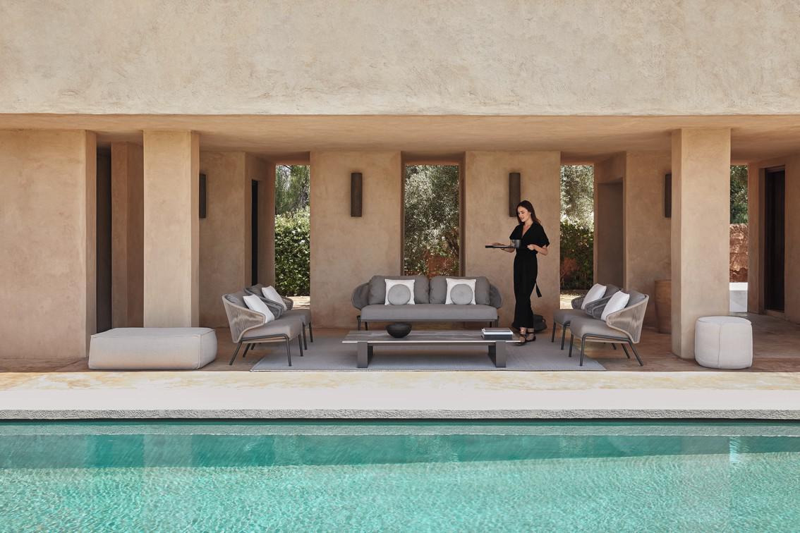 2,5 мест. диван фиксированный лава серебристый Manutti Radius MNST745 - Вид №8