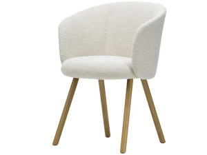 Мягкий стул с подлокотниками