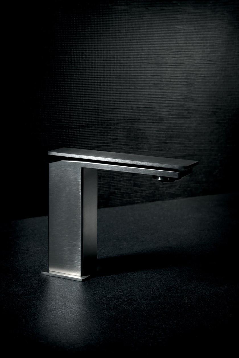 Fir Italia Смеситель для раковины, однорычажный, из нержавеющей стали Playsteel 58 5811200 - Вид №2