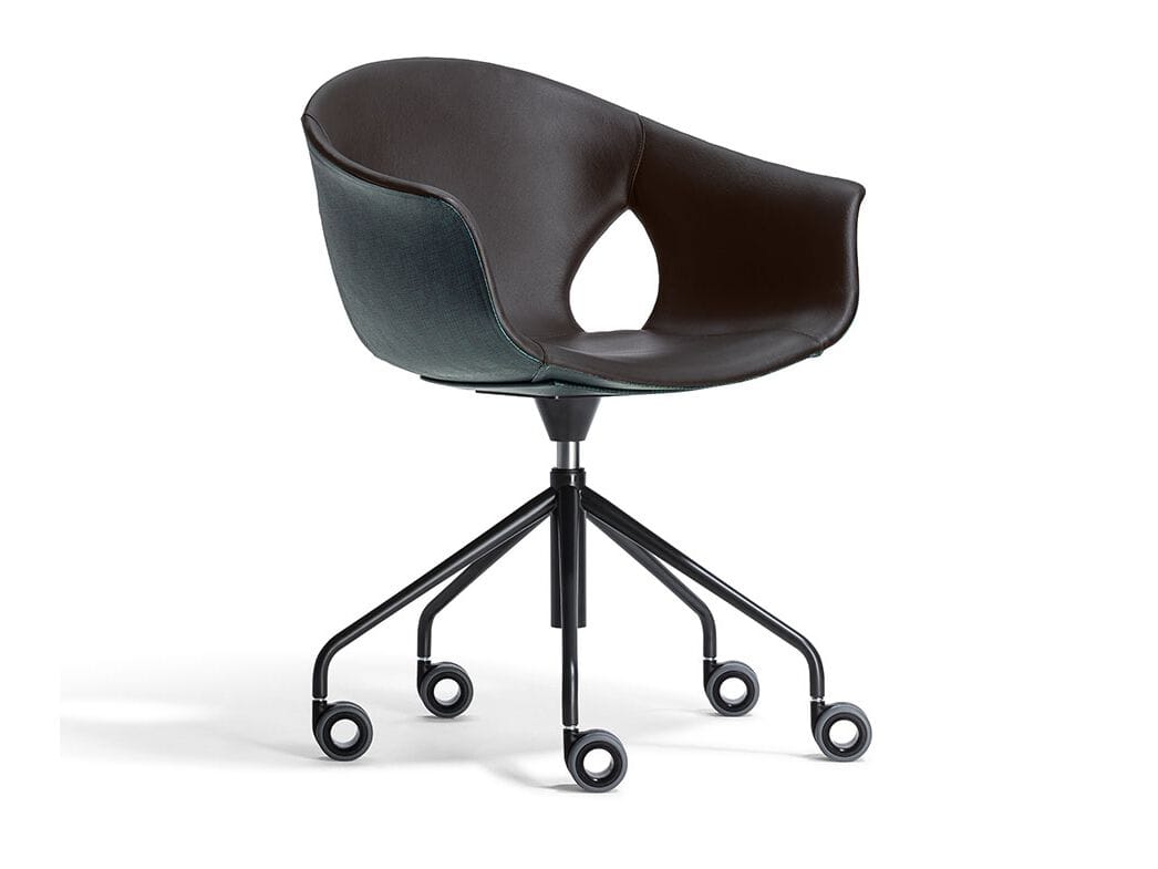 Кожаный стул Poltrona Frau коллекция-столы и стулья ARCH-00074983