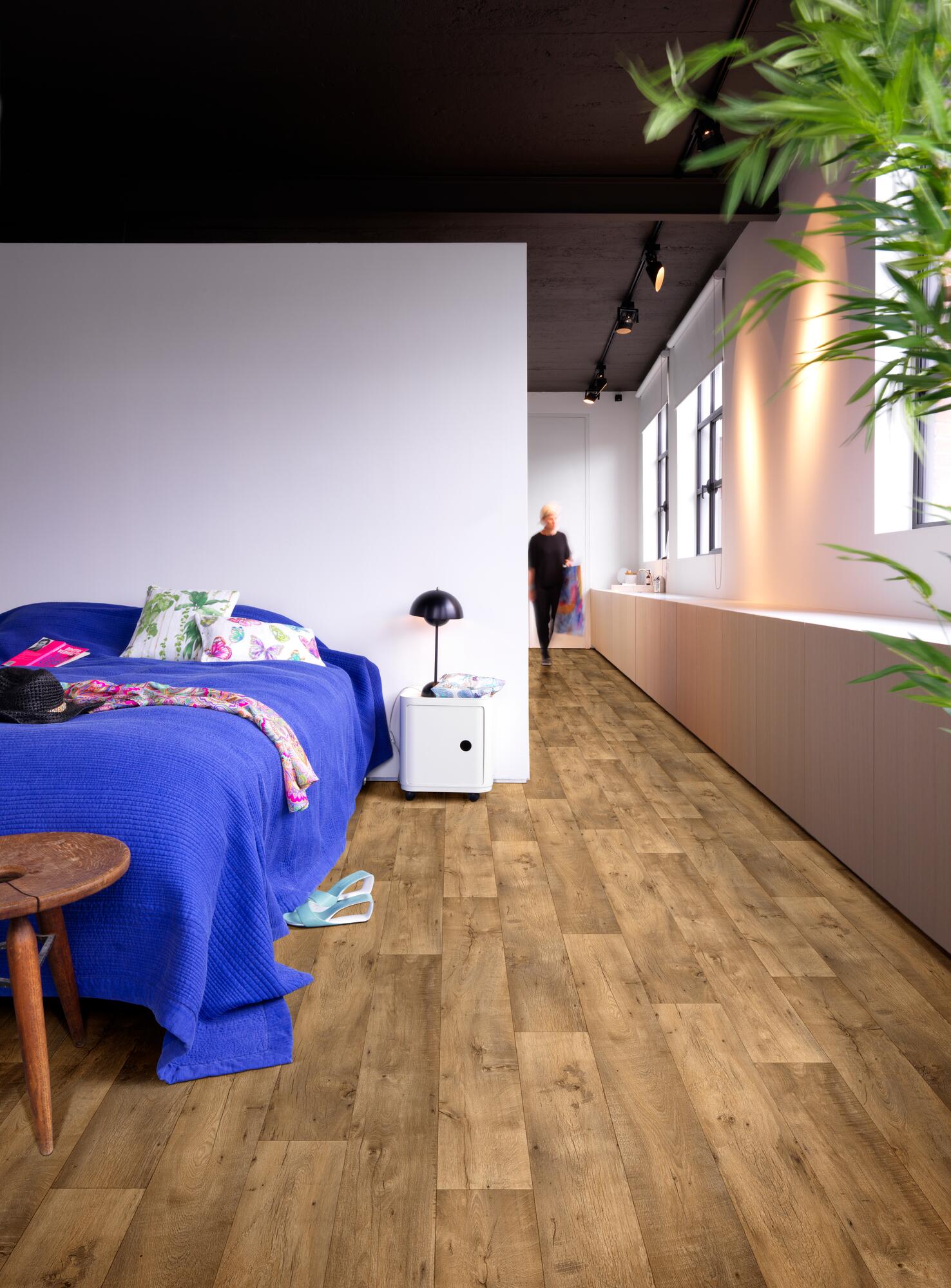 Нескользящий виниловый пол с эффектом дерева BEAUFLOR Blacktex ARCH-00008036