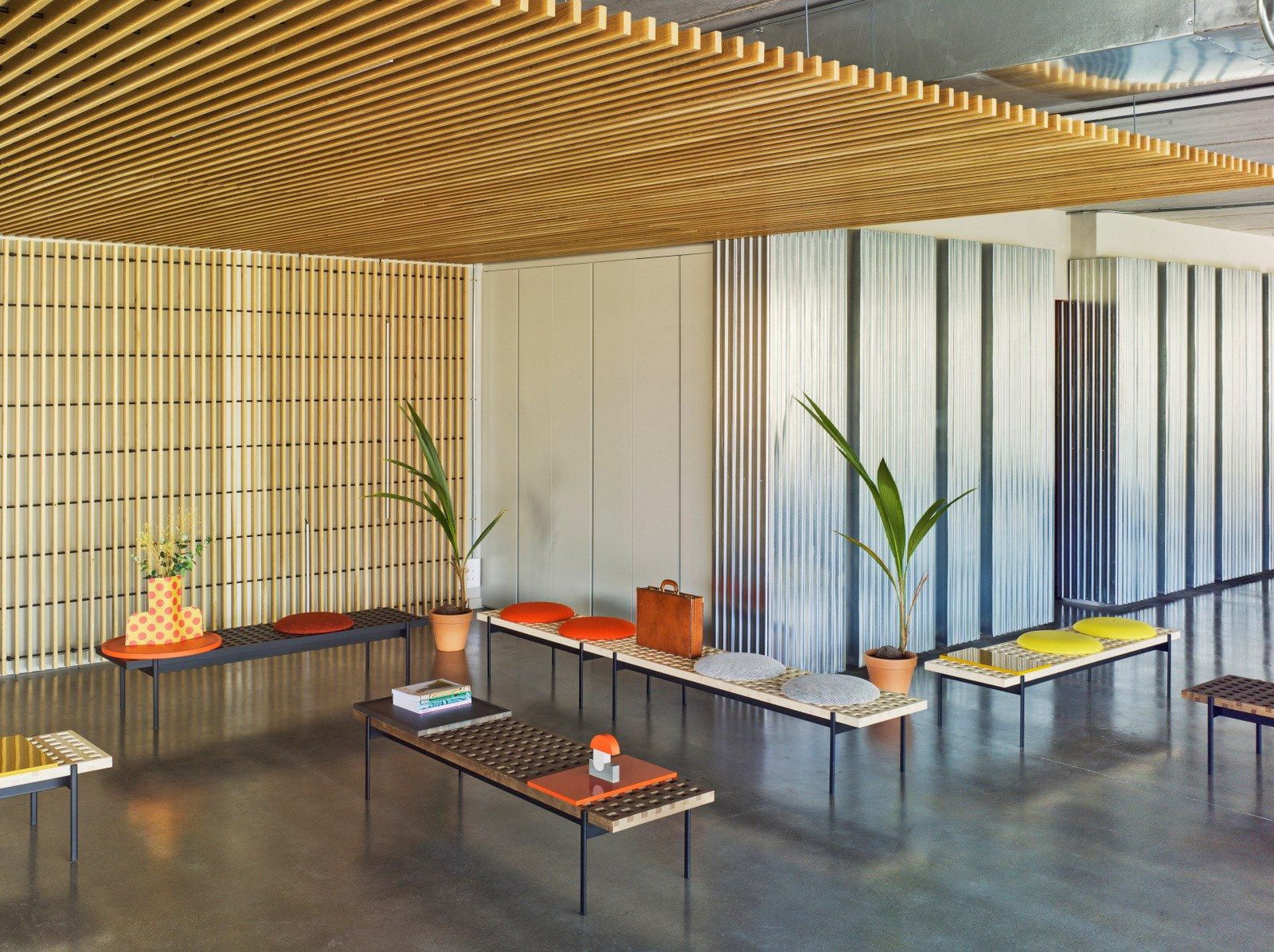 Деревянная скамейка / журнальный столик SANCAL Interchange ARCH-00080635 - Вид №6