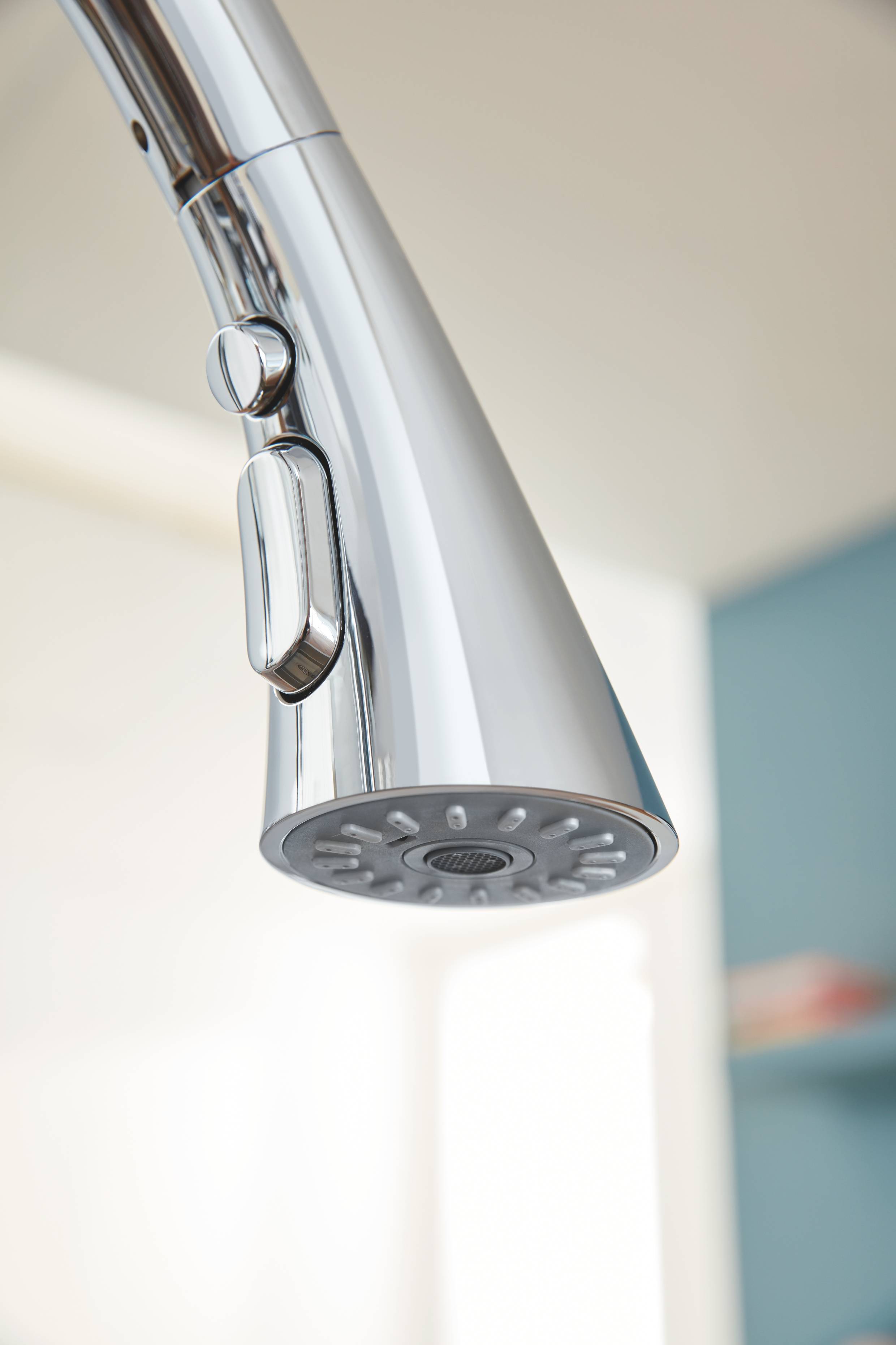 Смеситель для кухни GROHE Zedra New с выдвижной лейкой, хром (32294002) - Вид №2