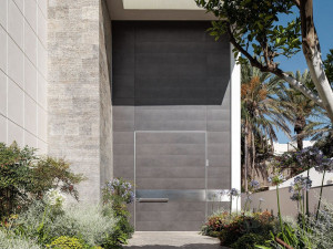 Бронированная входная дверь Laminam®