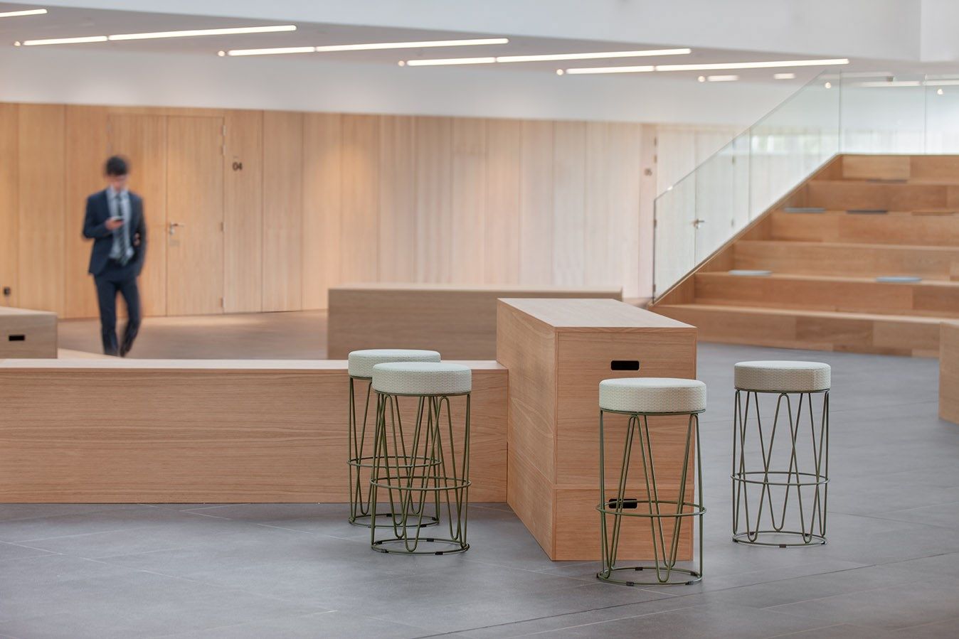 Стальной высокий садовый стул iSimar Lagarto ARCH-00051225 - Вид №3