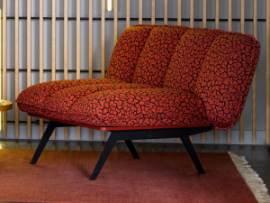 Тканевое кресло