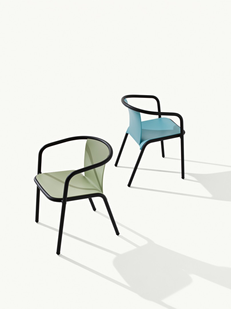 Maré 539 Кресло с анодированным или порошковым алюминиевым каркасом, 4 ножки. Сиденье и спинка полипропиленовые. Et al. Maré MARE - Вид №3