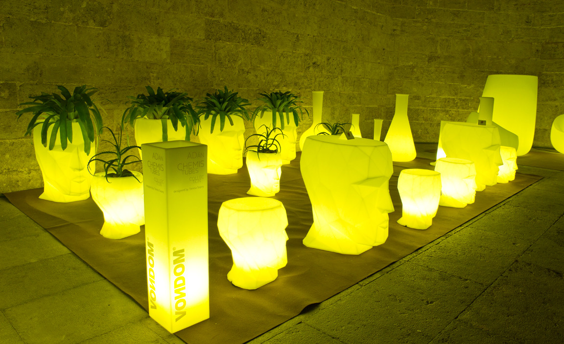 Приставной столик фигурный светящийся 49 см LED RGBW battery Adan от Vondom VONDOM ADAN ОТ VONDOM 298575 Розовый;фиолетовый  - Вид №8