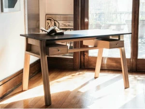 IFT Кожаный стол