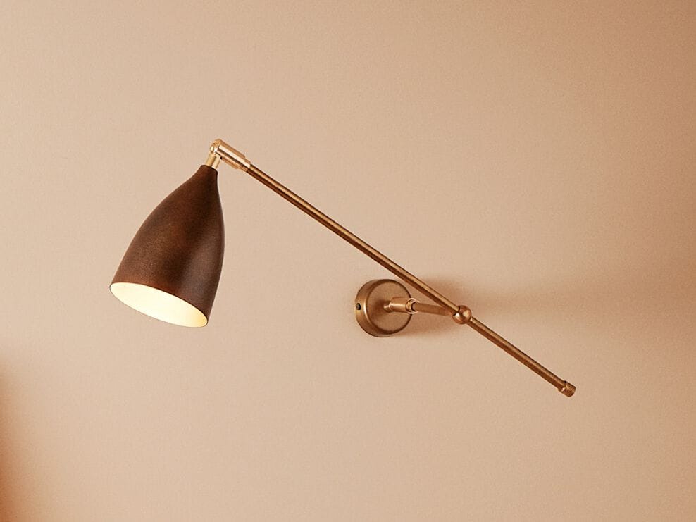 Регулируемая алюминиевая настенная лампа Renzo Serafini CONO SPOSTATO ARCH-00041171