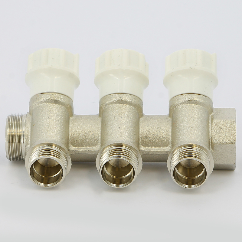 Коллектор НВ 3/4" с вентилями никелированный ITAP 3 выхода 1/2"Н 38мм 465343