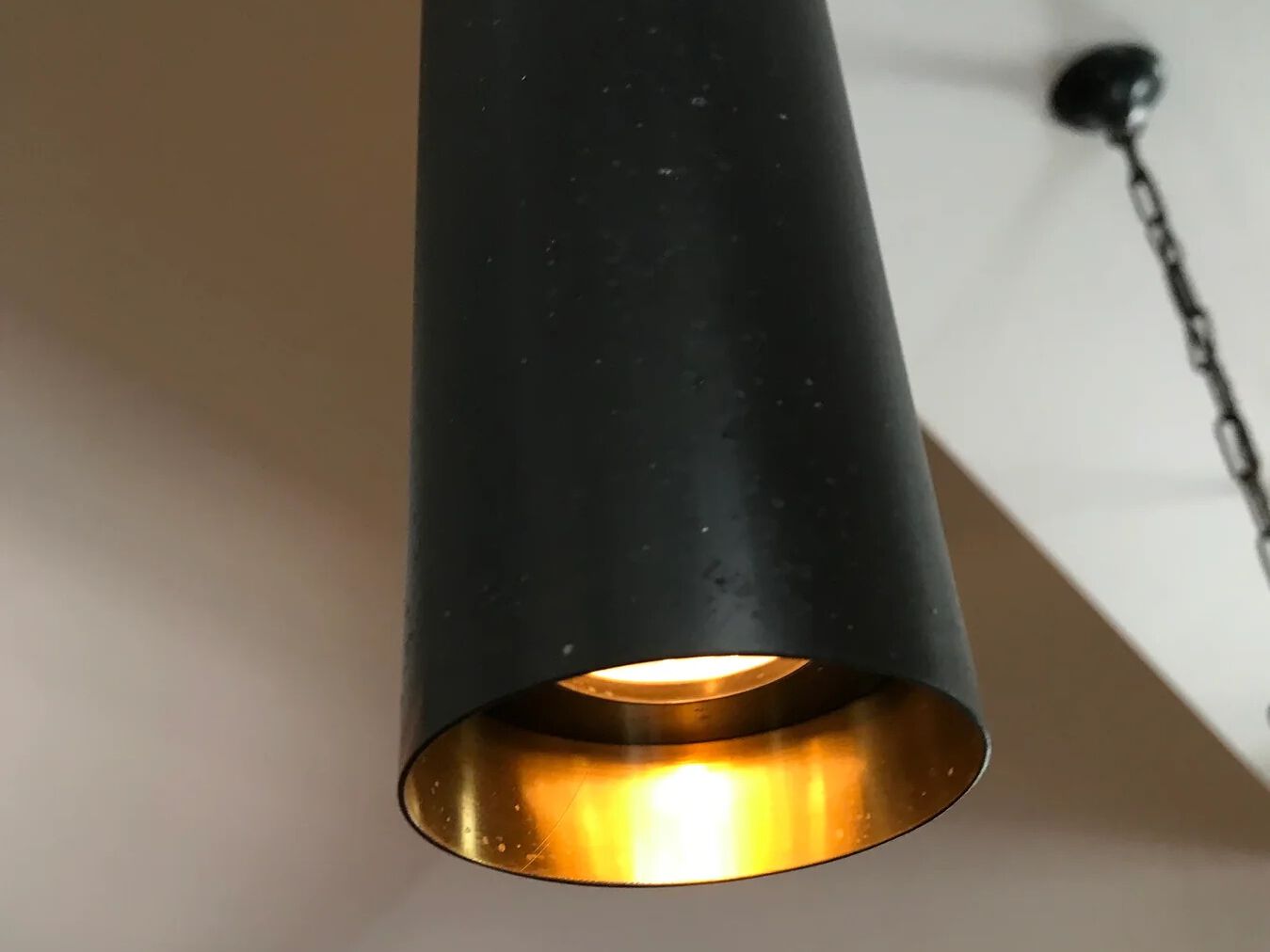 Латунный подвесной светильник Authentage Lighting Tubelum ARCH-00142493 - Вид №3