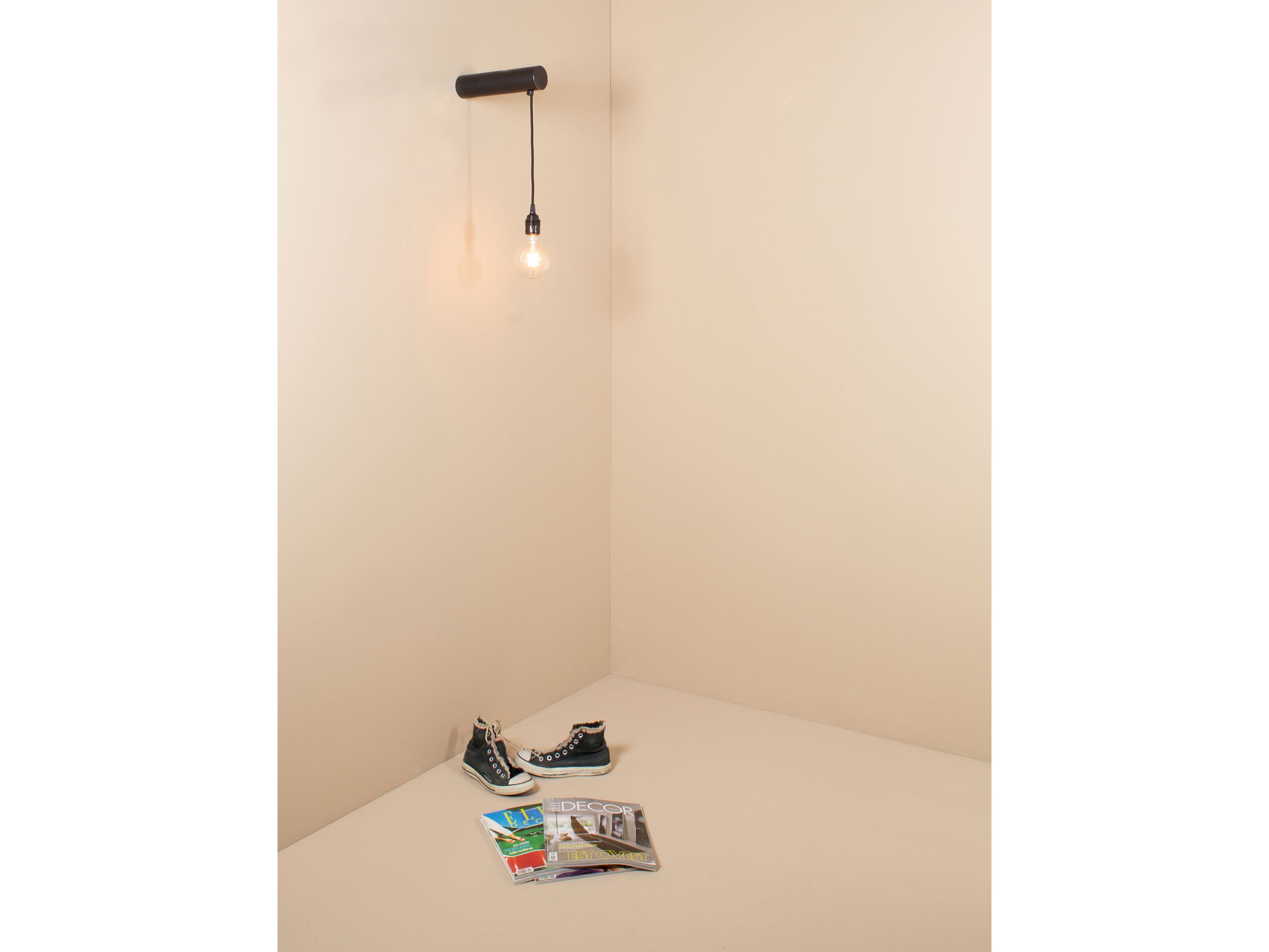 Железный настенный светильник Renzo Serafini CHIODO ARCH-00017354