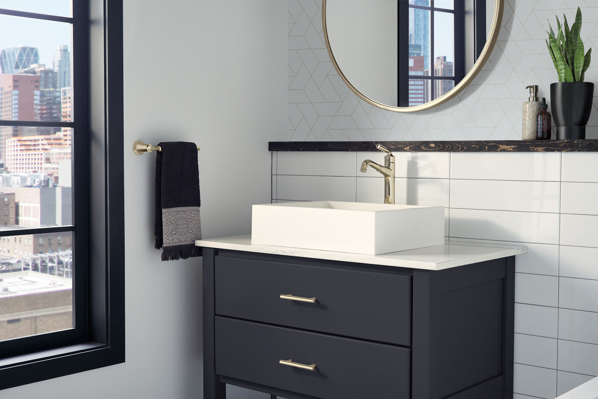 748LF-PN Смеситель для ванной комнаты с одной ручкой Delta Faucet Bowery Полированный никель - Вид №2