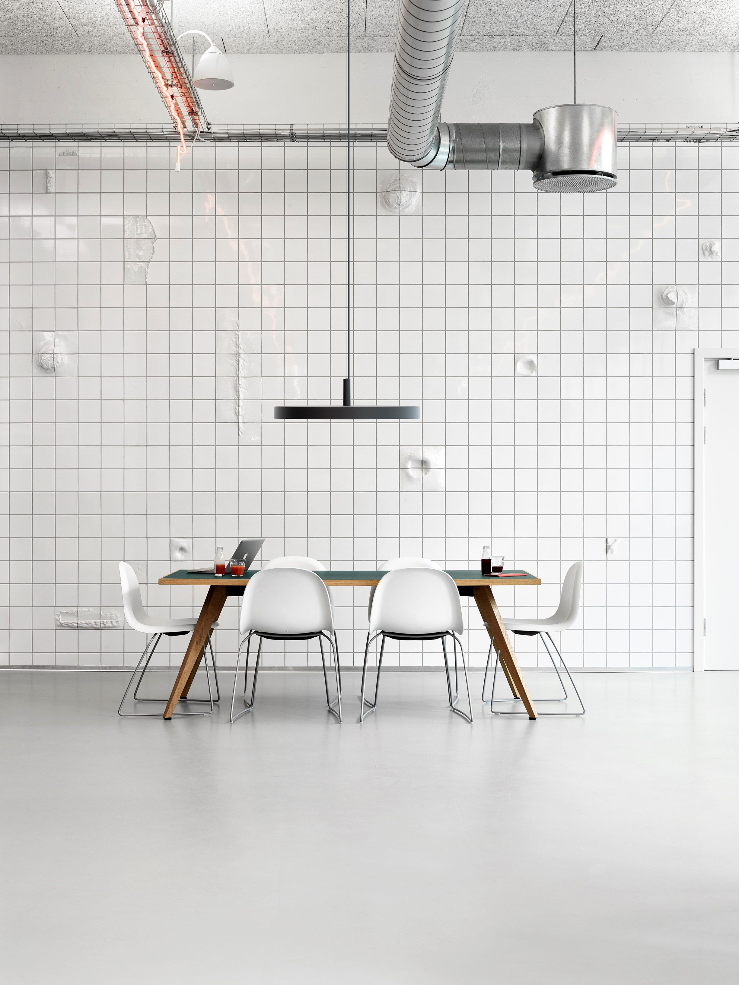 Светодиодный подвесной светильник Louis Poulsen LP Slim Round ARCH-00040485 - Вид №6