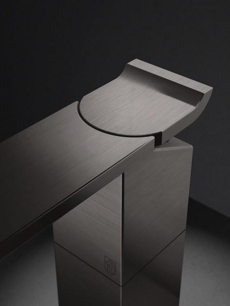 Radomonte Смеситель для раковины, однорычажный, настольный, из нержавеющей стали Okami Okm2 - Вид №3