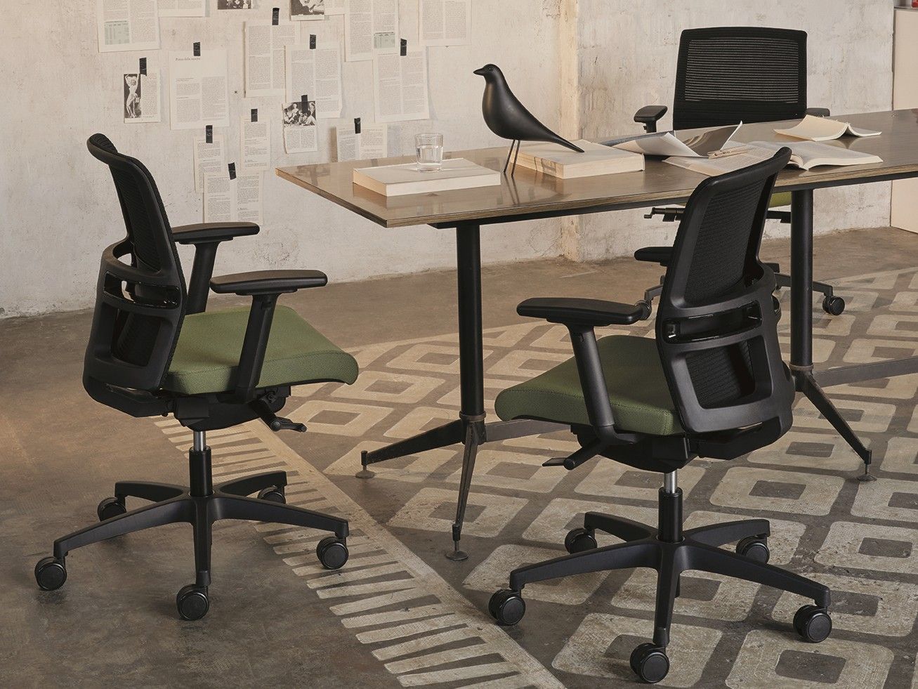 Операционный офисный стул с подлокотниками 5 спиц Nahu Omnia ARCH-00032856 - Вид №6