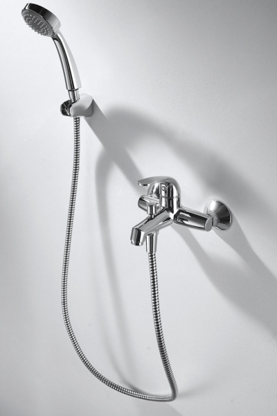 Смеситель для ванны с коротким изливом и аксессуарами FIT F6135188CP-B-RUS bravat - Вид №2