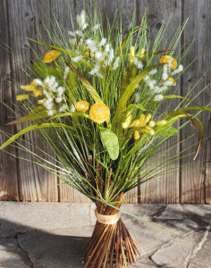 4722 307 a3 Пучок искусственной травы с ромашками, 45 см, желто-белый H-andreas