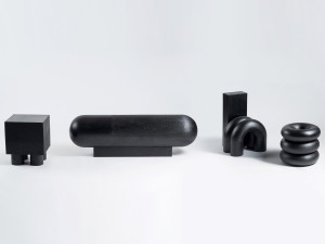 Деревянная скамья