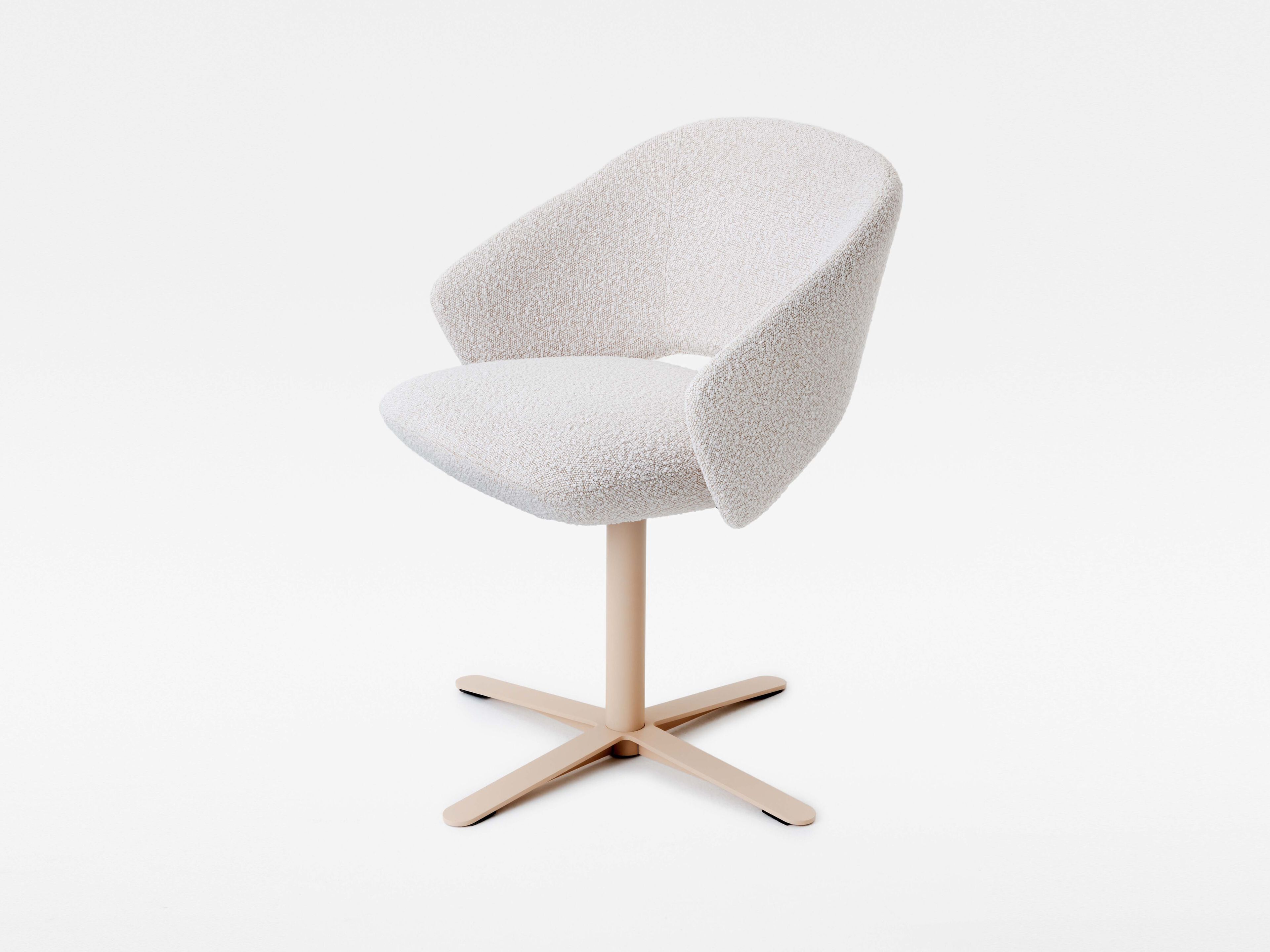 Тканевый мягкий стул с подлокотниками Mara Icon ARCH-00016478