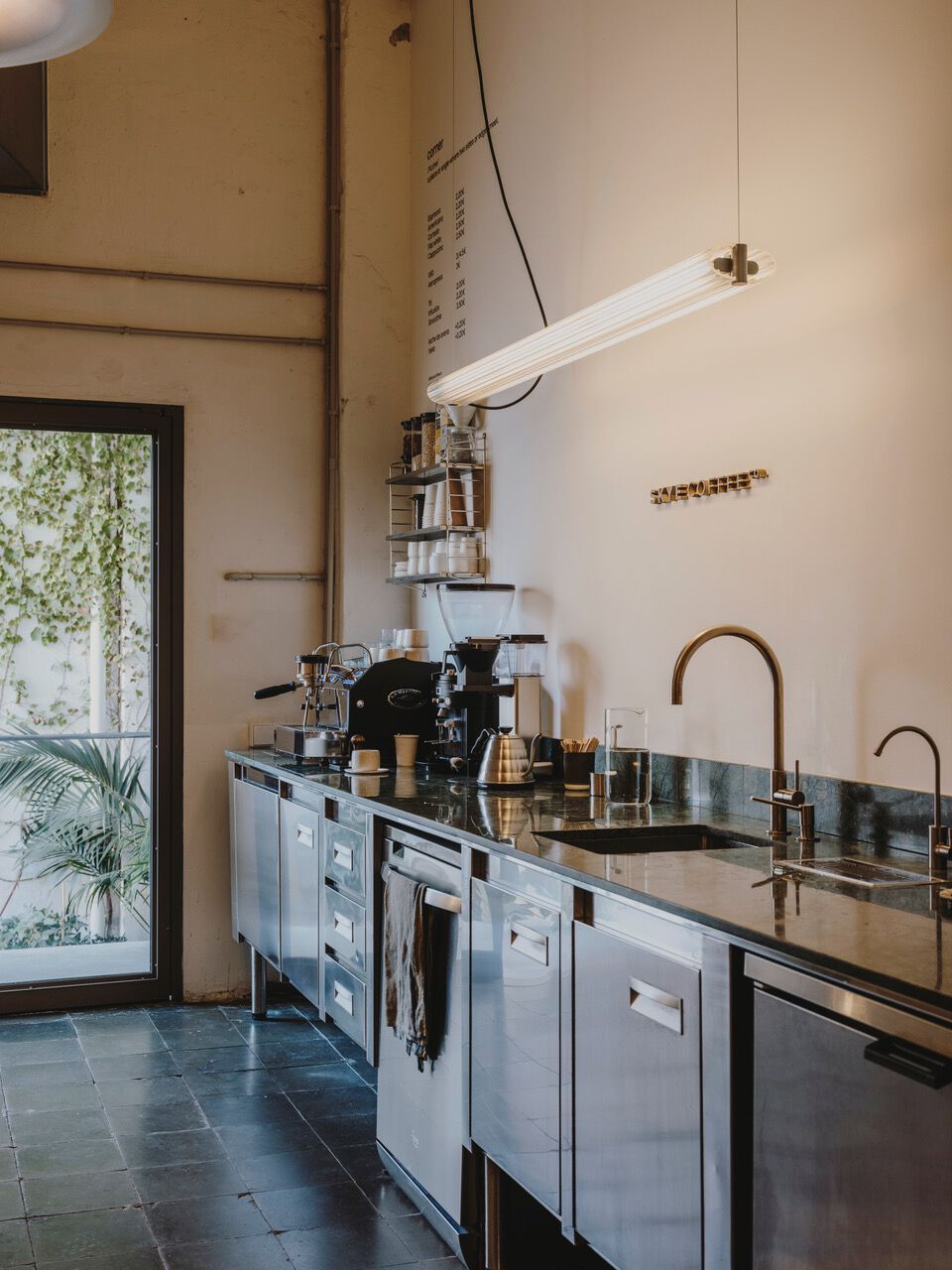 Стеклянный светодиодный подвесной светильник PARACHILNA B15 ARCH-00110929 - Вид №19