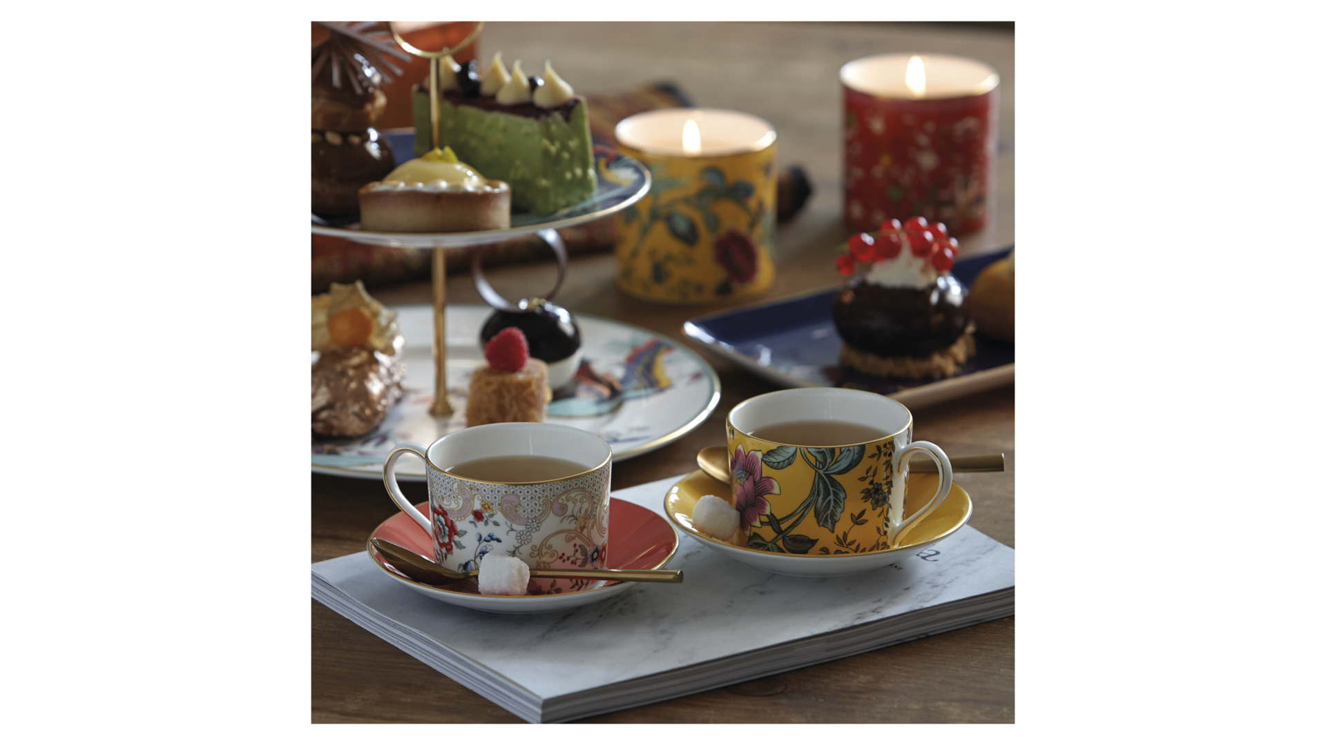 10671663 Wedgwood Чашка чайная с блюдцем Wedgwood Вандерласт Цветы 150мл Фарфор костяной  - Вид №1