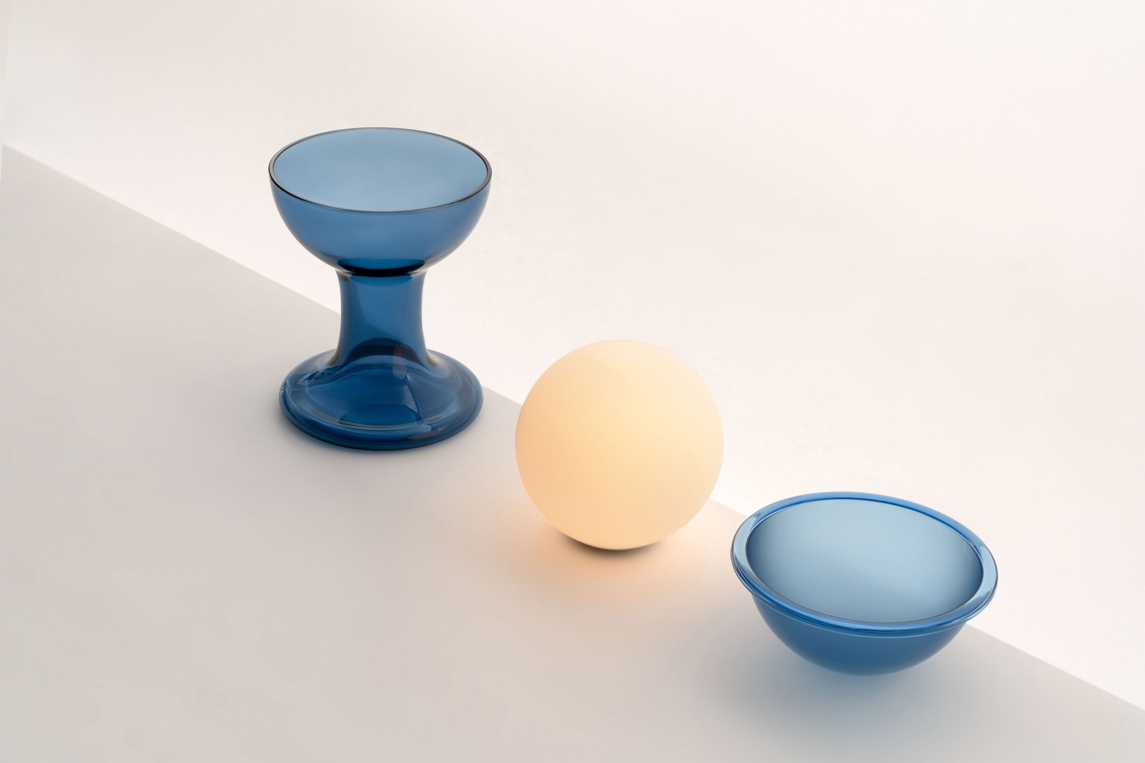 Стеклянная светодиодная настольная лампа Established&Sons GELATO ARCH-00054720 - Вид №17