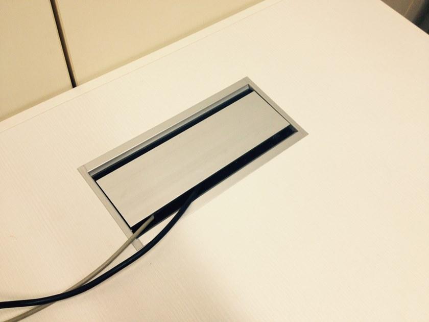 Elitable Стол из лакированного дерева с системой прокладки кабелей Eco sun-id-1462378 - Вид №13