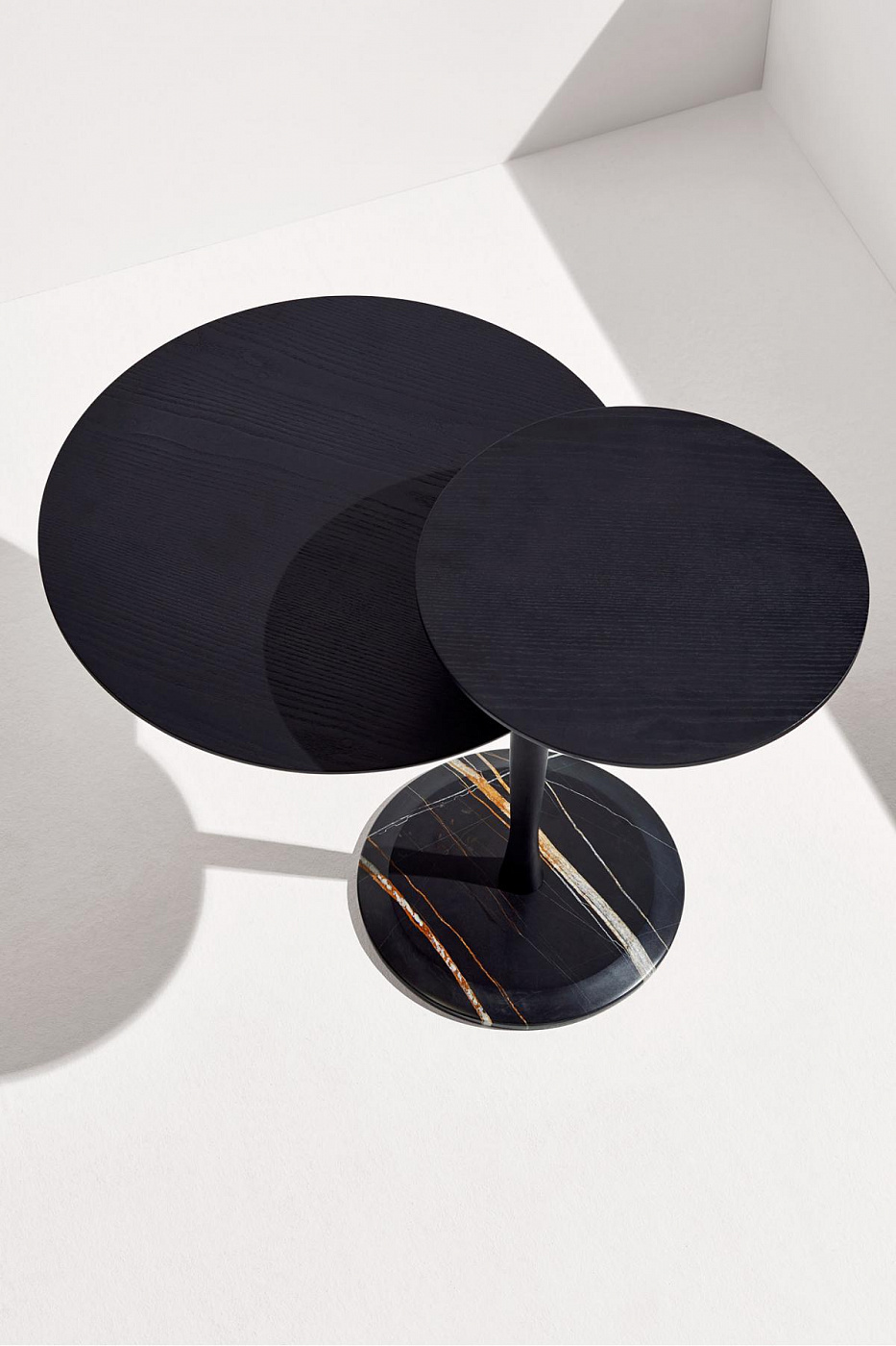 072285 Столик Vaiven черный Nomon Momentos  - Вид №1