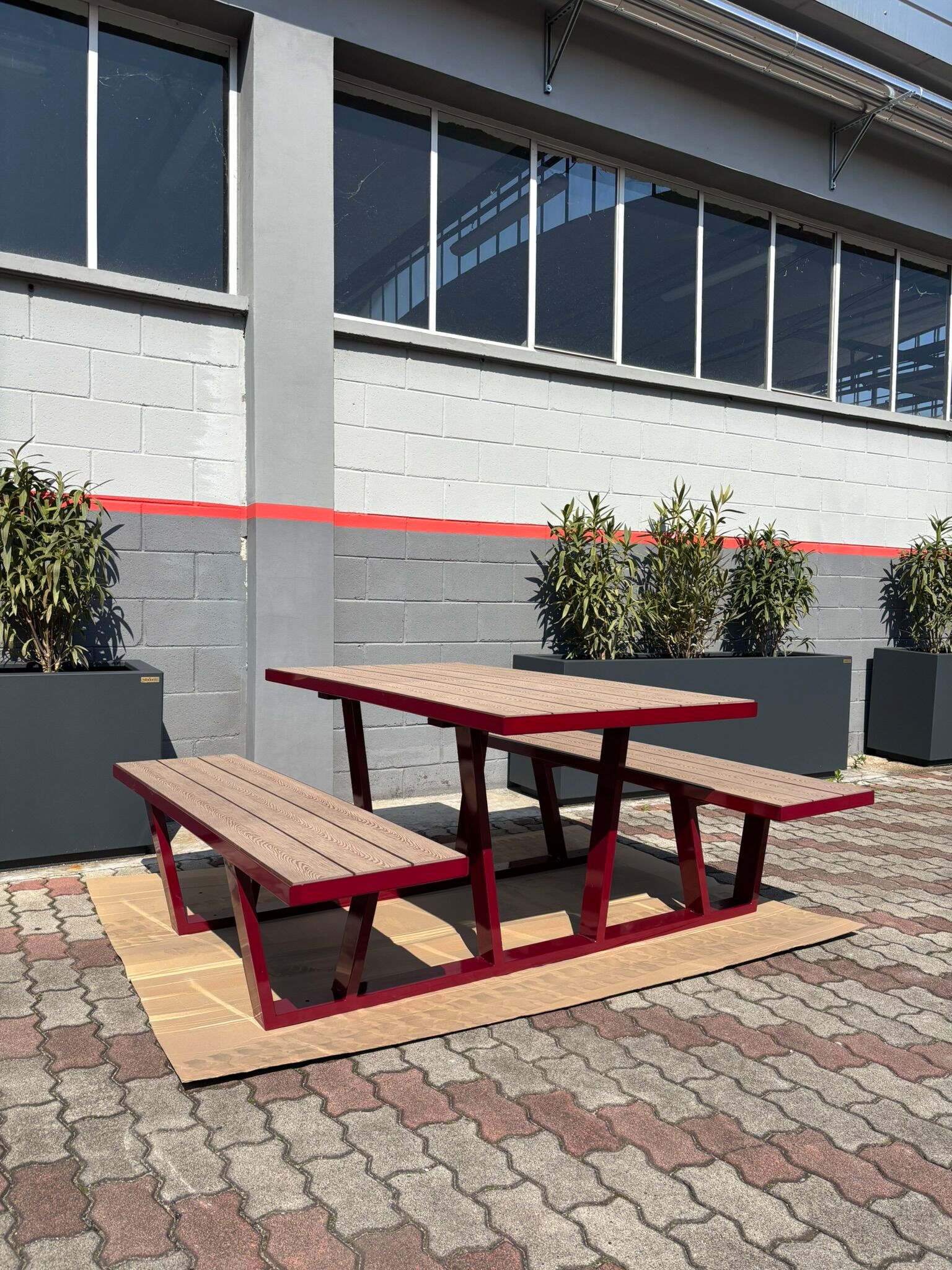 Прямоугольный стол для пикника WPC со встроенными скамейками Studio Città VOLT COMPACT ARCH-00140202 - Вид №4