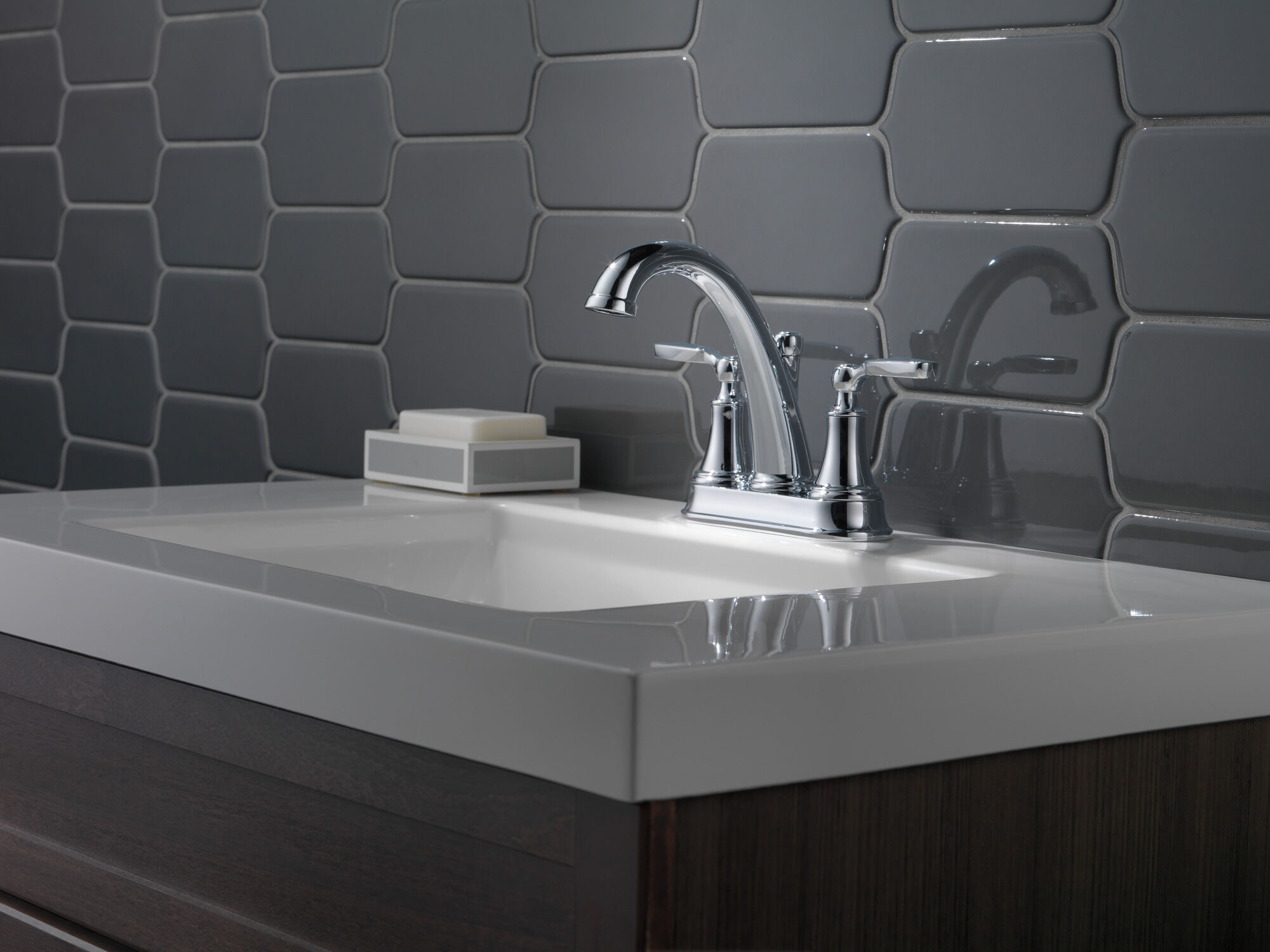 2532LF-TP Смеситель для ванной Delta Faucet Woodhurst Хром  - Вид №2