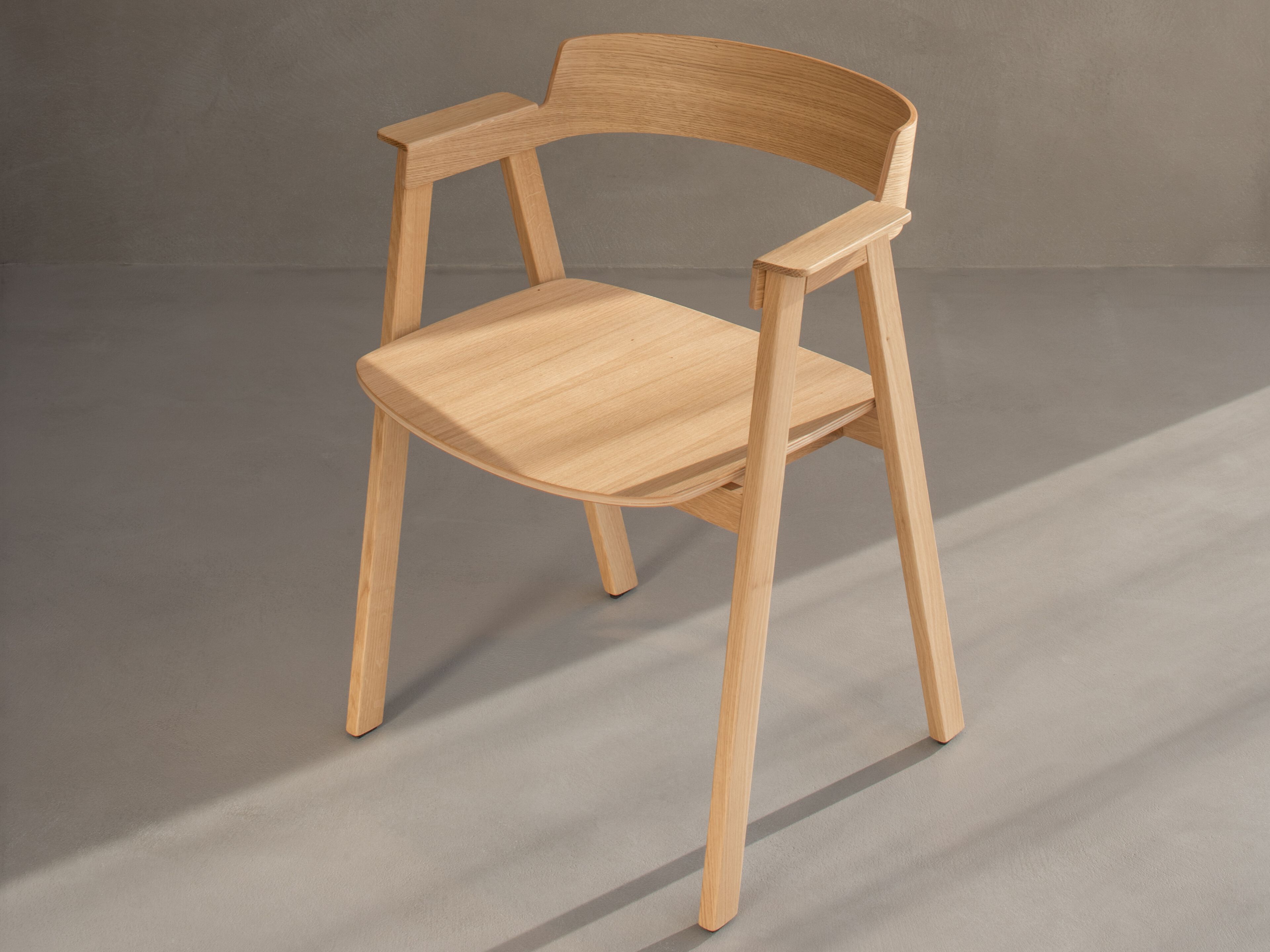 Дубовый стул с подлокотниками Gazzda FLIP ARCH-00129100 - Вид №11