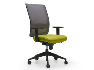 Офисное кресло из ткани с 5 спицами