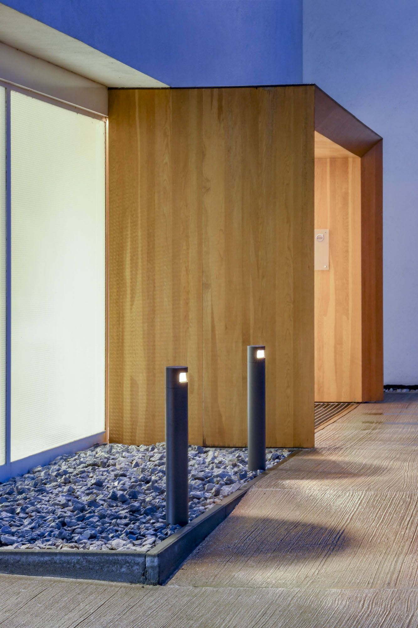 4011112 Мобильный светильник Platek MICRO MENHIR Paletto  MICRO MENHIR H. 150 mm - 1 COB 3000K 2 Openings  - Вид №3