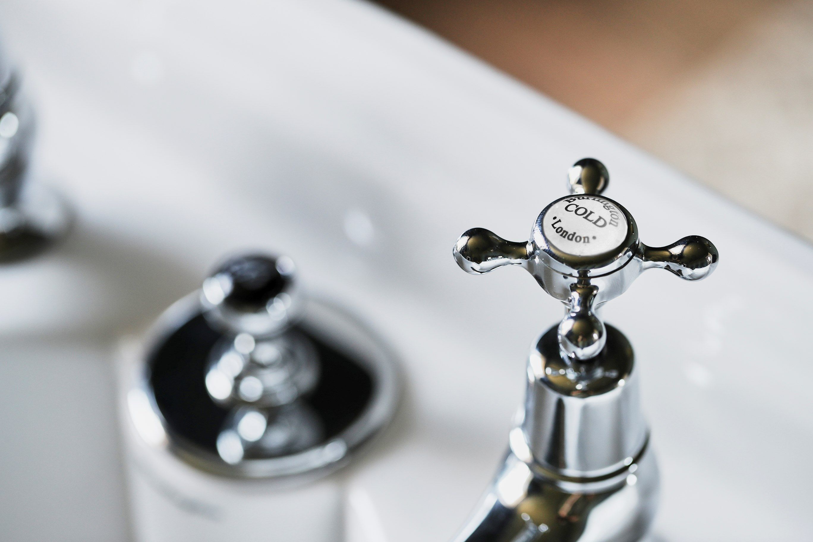 Смеситель для раковины с 3 отверстиями Burlington CLAREMONT ARCH-00119809 - Вид №1