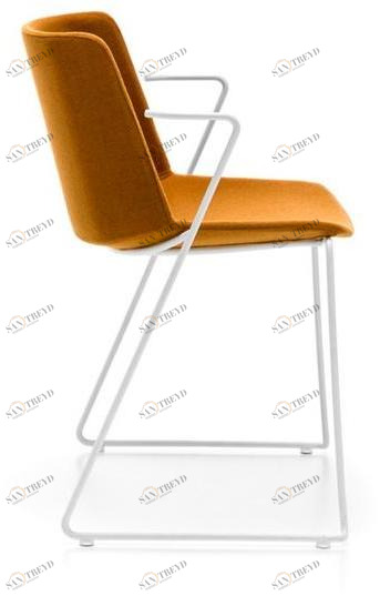 MDF Italia Тканевый стул на санках с подлокотниками Aïku sun-id-1511274