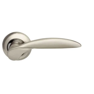 Дверные ручки Fuaro Viola без запирания цвет матовый никель/хром
