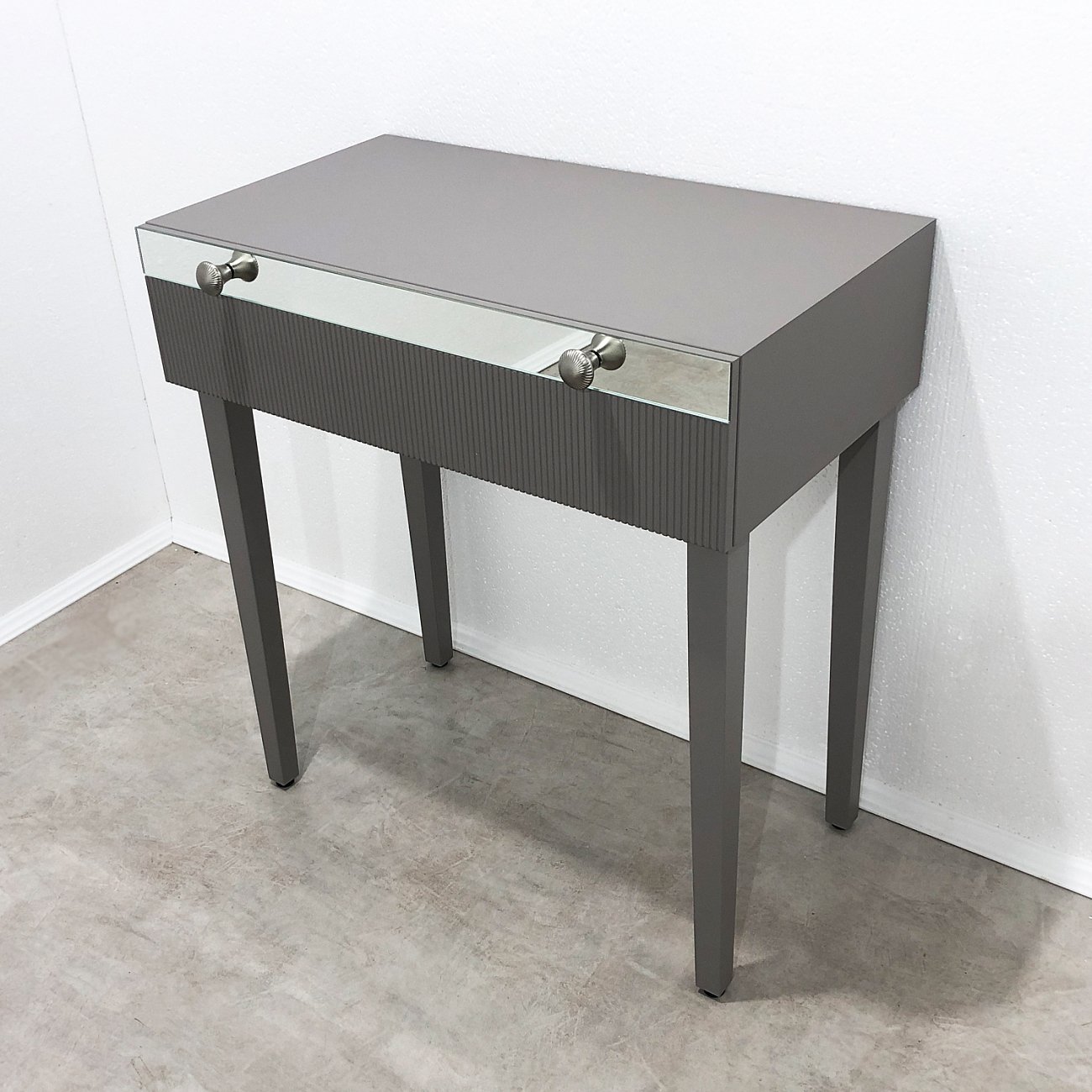 Консоль с ящиком серая с зеркальной отделкой "Фланж" GRAUM  304048 Зеркальный;серый  - Вид №8