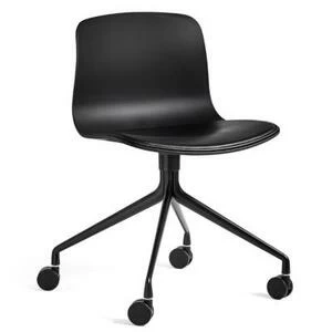 Стул AAC14 мягкий, черный с черным основанием