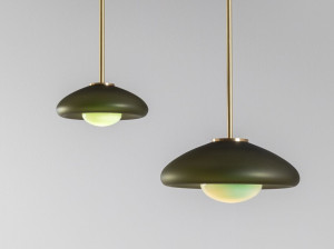 Светодиодный подвесной светильник из латуни и ледяного стекла