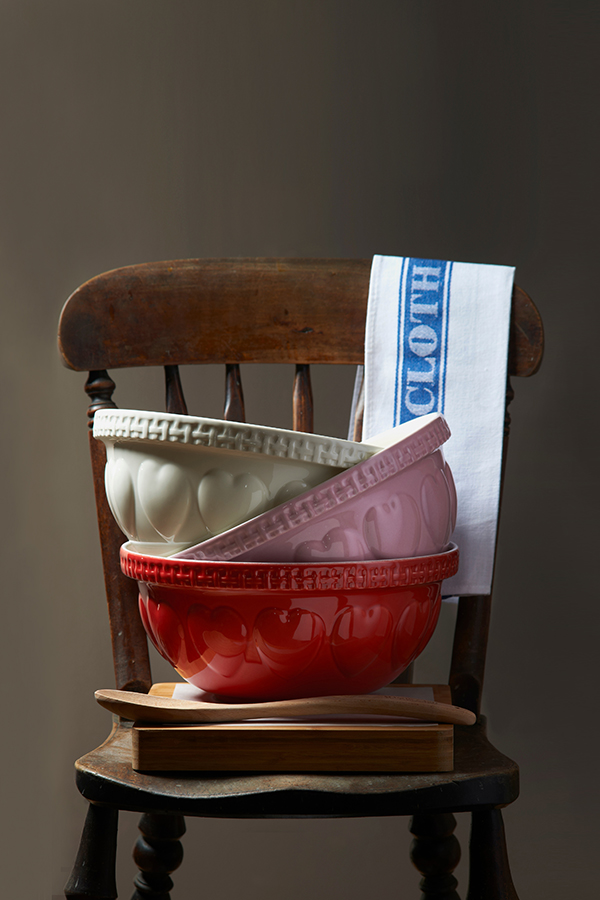 2006.021 Миска для смешивания hearts, D29 см, 4 л, красная Mason Cash  - Вид №2